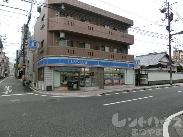 TROIS ﾛｰｿﾝ 松山三番町一丁目店