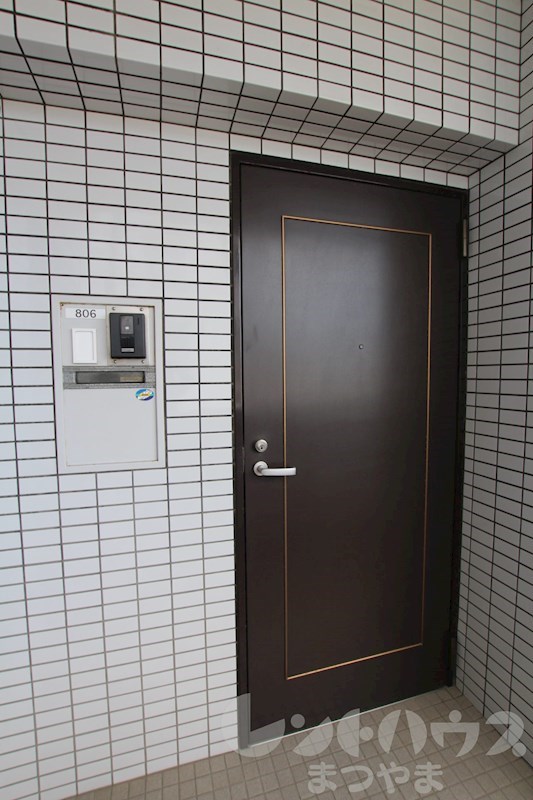 KBコート本町Ⅱ 玄関