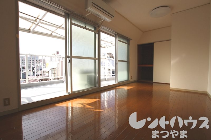 ハイツサンシャイン 居室