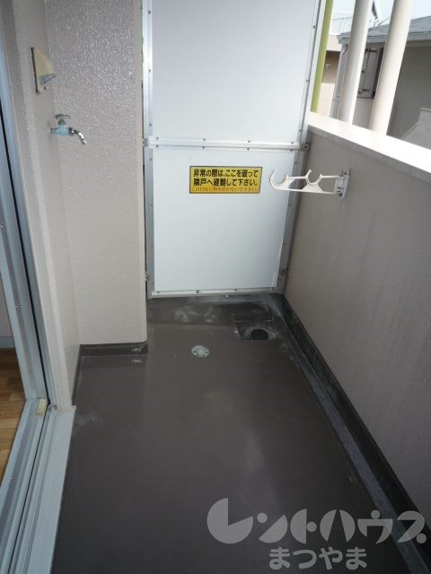 ライブタウン鉄砲町 バルコニー