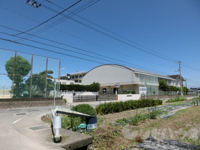 ウィステリアハイツ 松山市立久米中学校