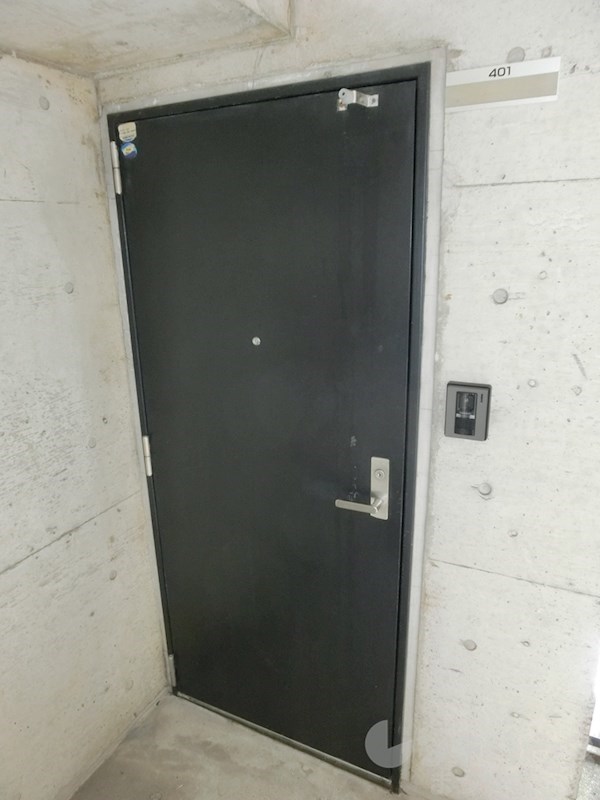 毘沙門坂ビル 玄関