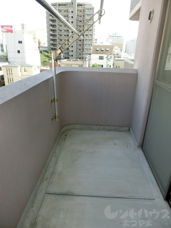 メゾンMB喜与町 バルコニー