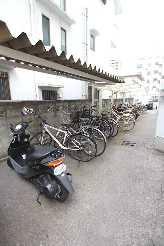 マンションふじ 駐輪場