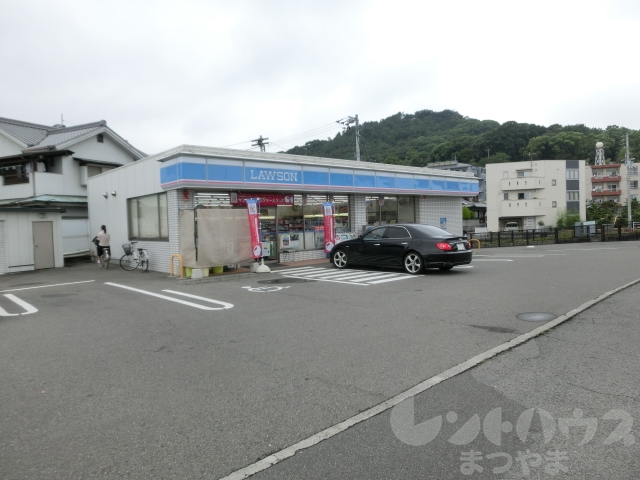 コーポ陽向 ﾛｰｿﾝ 松山ﾌﾗｲﾌﾞﾙｸ通り店