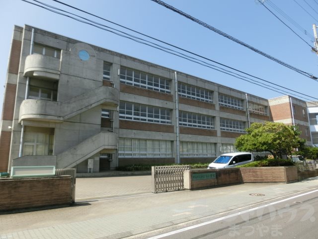 Mマンション 松山市立みどり小学校