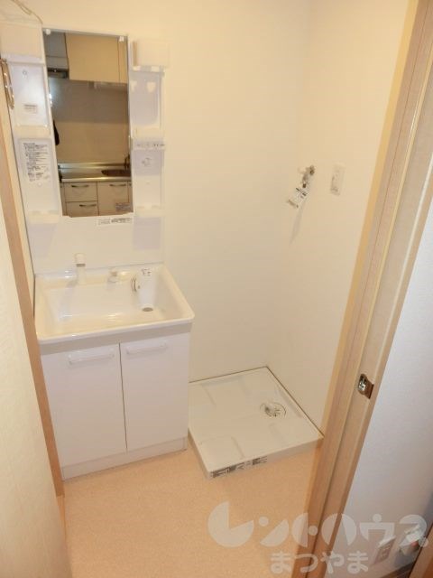 シャンティ平和通 洗面所