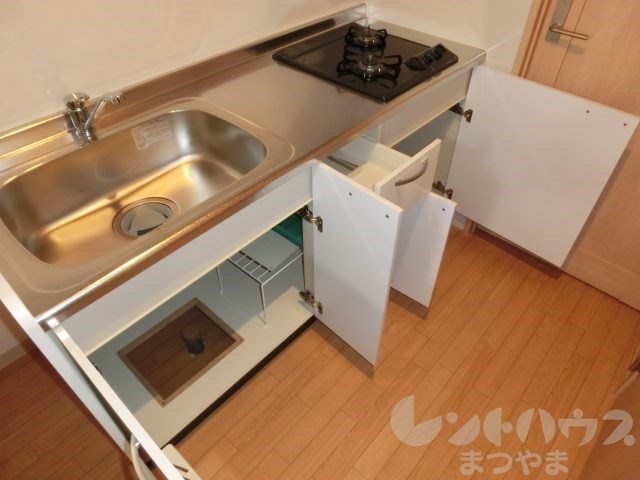 シャンティ平和通 キッチン収納