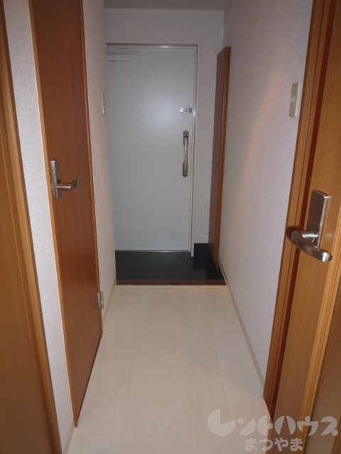 ヴェラヴィータ上一万 玄関