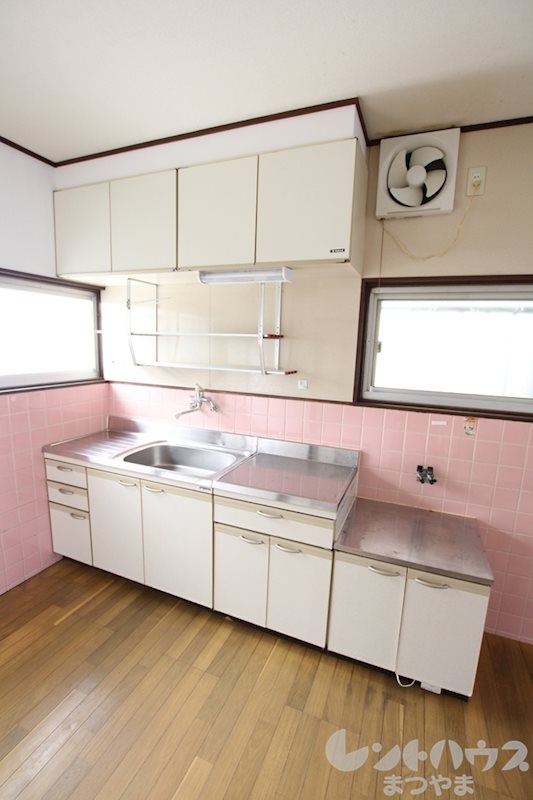 北斎院戸建て キッチン
