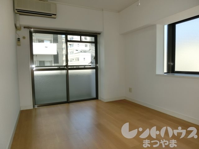 ジョイフル第3今市 洋室