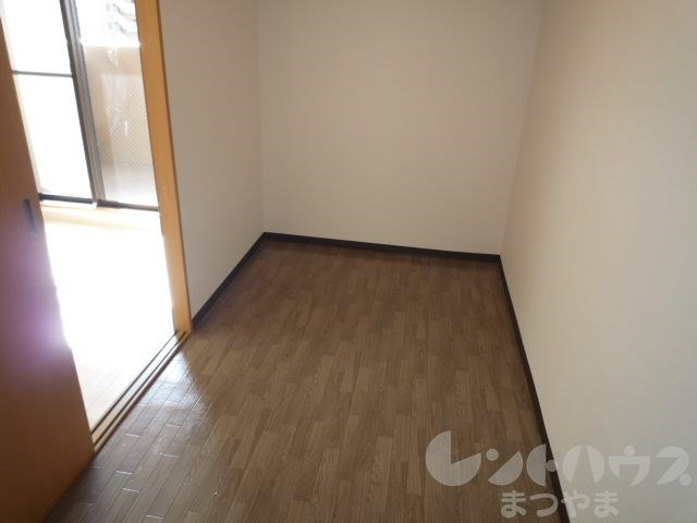 勝山町バートン 収納