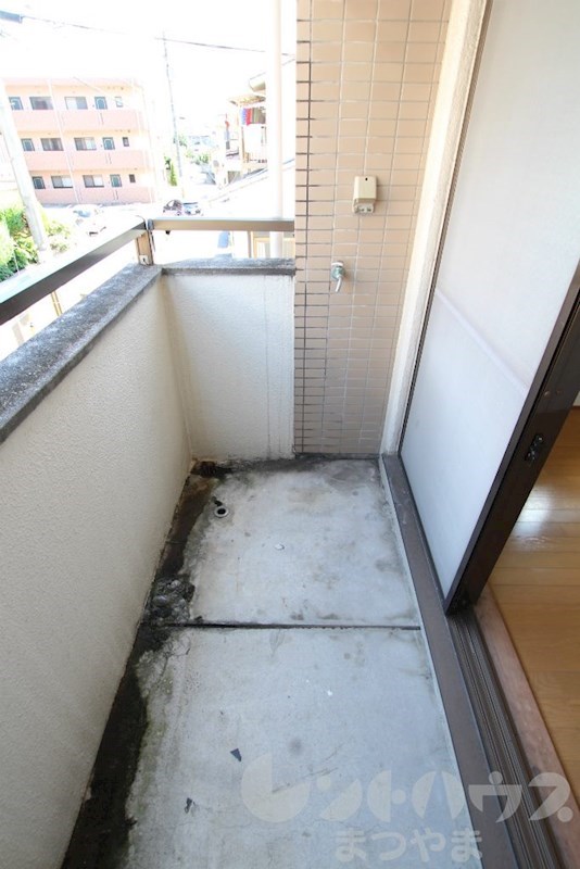 二宮桑原マンション ベランダ