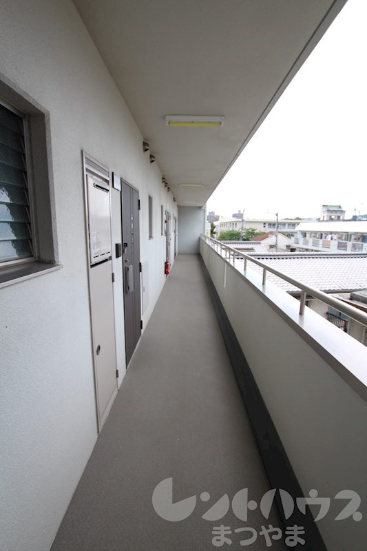 ロイヤルビラ南小坂 共用部