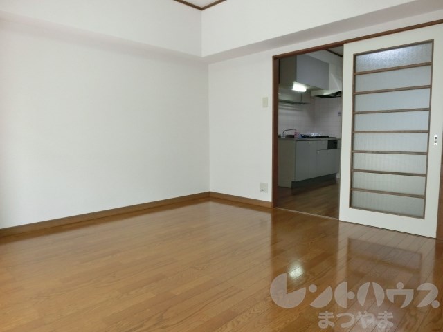 ロイヤルヴィラ歩行町 ベッドルーム
