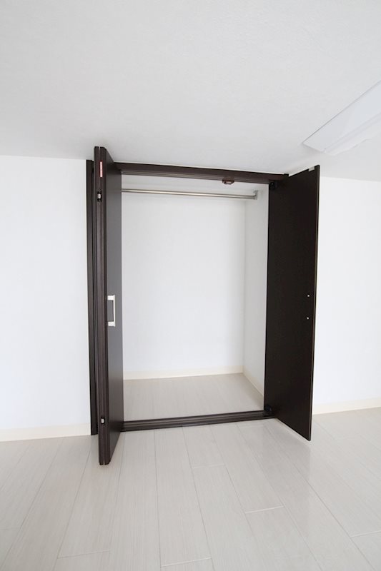 グリーンビュー西堀端 収納