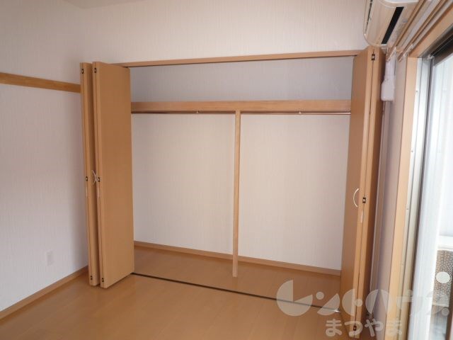 エルミオーレ清水町 クローゼット