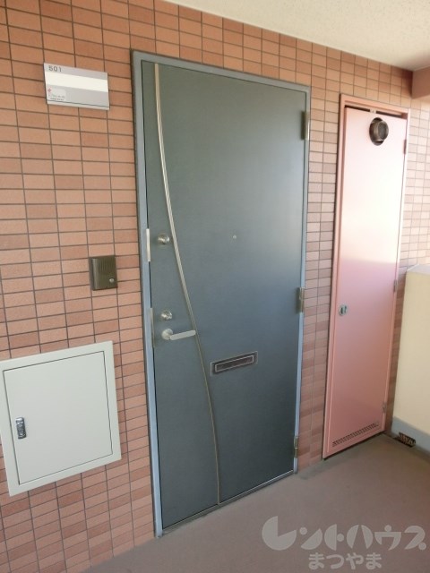 マリノステーション 玄関