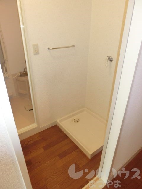 コサージュ衣山 その他