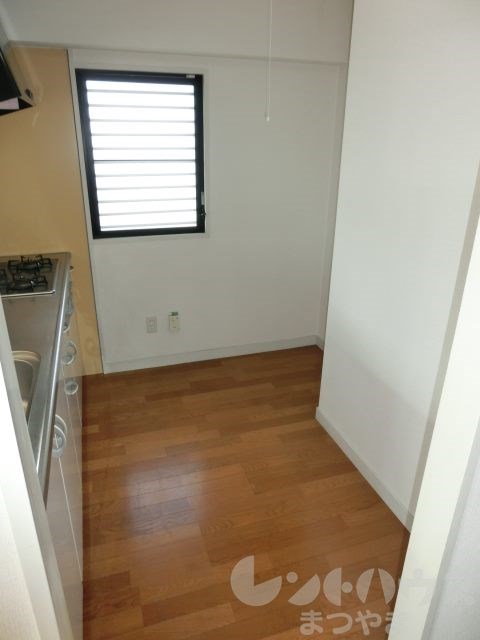 コサージュ衣山 その他