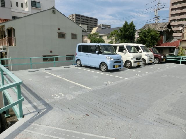 シミズモータープール リビング