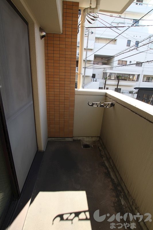 コウテイ本町 ベランダ