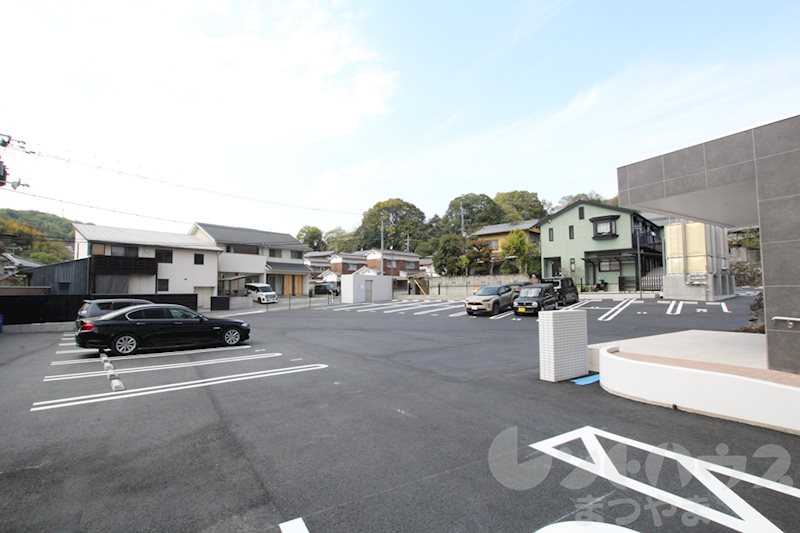 永田祝谷ビル 駐車場
