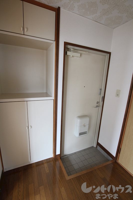 三省堂第一ビル 玄関