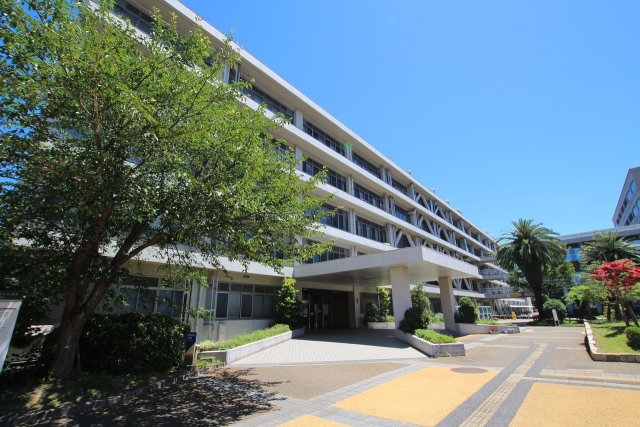 愛媛大学理学部。